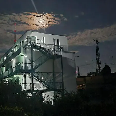 3-dz Im Neu Umgebauten Bunker Апартаменты