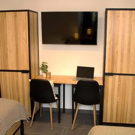 3-dz Im Neu Umgebauten Bunker Appartement