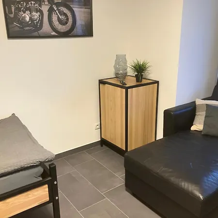 3-dz Im Neu Umgebauten Bunker