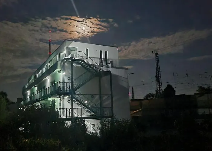 3-dz Im Neu Umgebauten Bunker 公寓